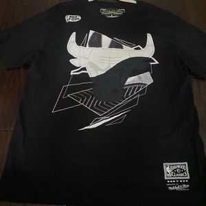 Mens Mitchell & Ness t shirt size XL